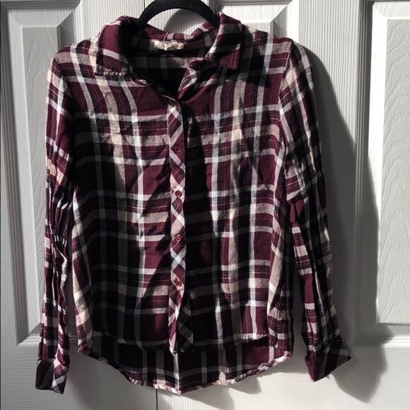 Le lis plaid button down shirt- Medium - Picture 1 of 6